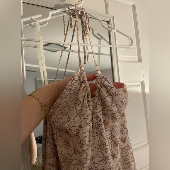 Aritzia- Sunday Best DAWN Dress - Picture 7 of 9